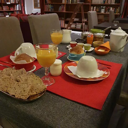 Bed & Breakfast D'hotes Domaine De La Brette 3*